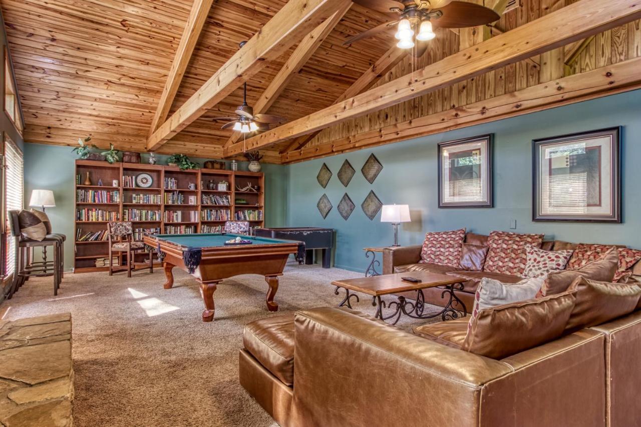 Mountain Lake Lodge, Hot Tub, Theater Room, 1089 Free Tickets Each Paid Day, Dollywood And More Sevierville Εξωτερικό φωτογραφία
