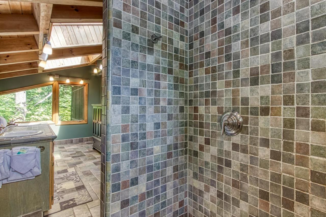 Mountain Lake Lodge, Hot Tub, Theater Room, 1089 Free Tickets Each Paid Day, Dollywood And More Sevierville Εξωτερικό φωτογραφία