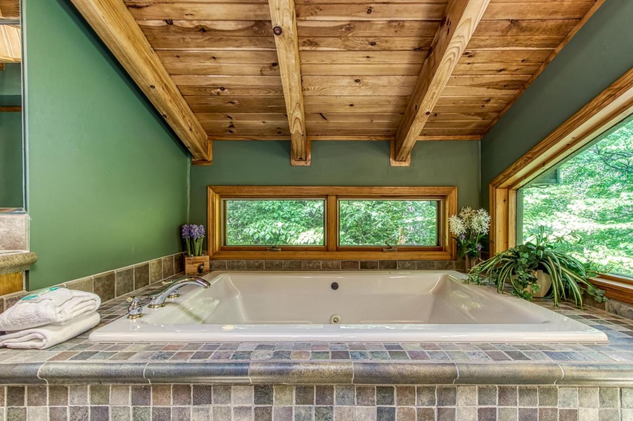 Mountain Lake Lodge, Hot Tub, Theater Room, 1089 Free Tickets Each Paid Day, Dollywood And More Sevierville Εξωτερικό φωτογραφία