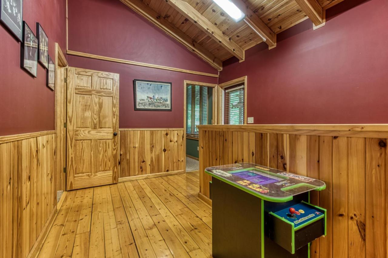 Mountain Lake Lodge, Hot Tub, Theater Room, 1089 Free Tickets Each Paid Day, Dollywood And More Sevierville Εξωτερικό φωτογραφία