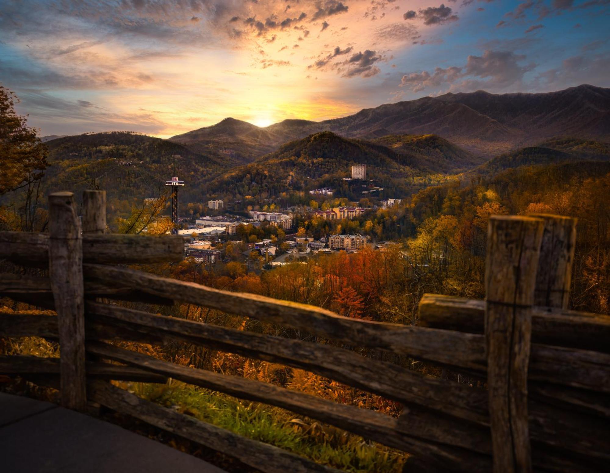 Mountain Lake Lodge, Hot Tub, Theater Room, 1089 Free Tickets Each Paid Day, Dollywood And More Sevierville Εξωτερικό φωτογραφία